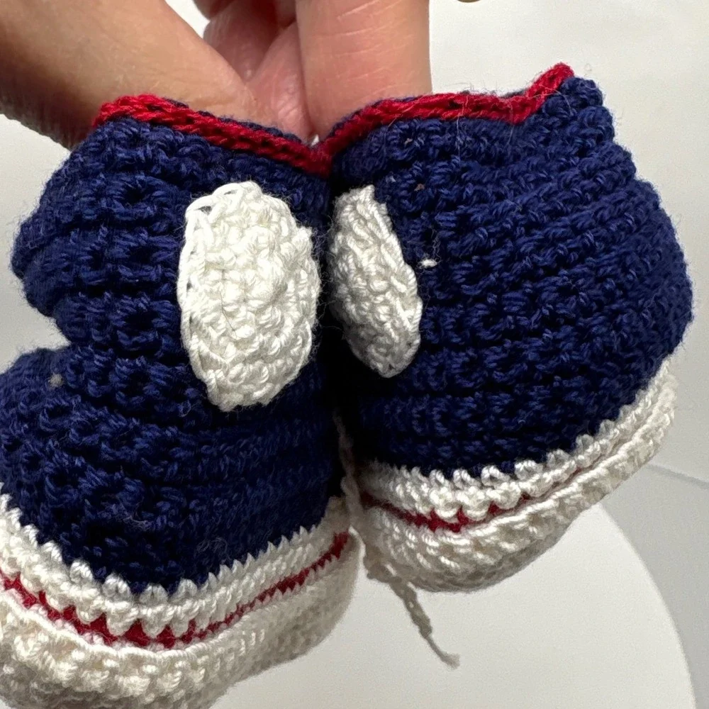 Handmade Crochet Baby Shoes High Top Sneaker Navy Blue White‎ Red Baby Shower